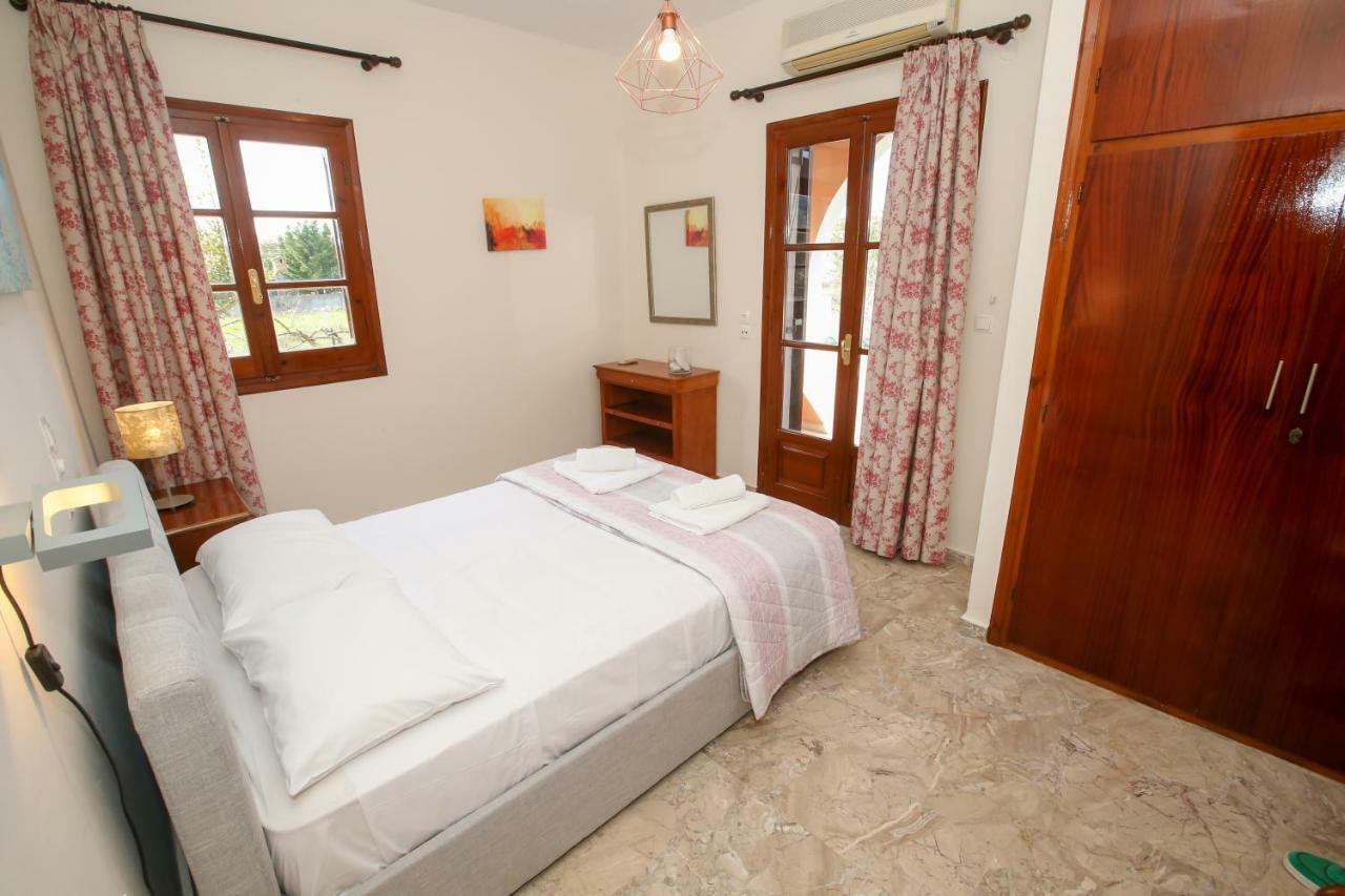 Yiouli Holiday Home Ахарави Экстерьер фото